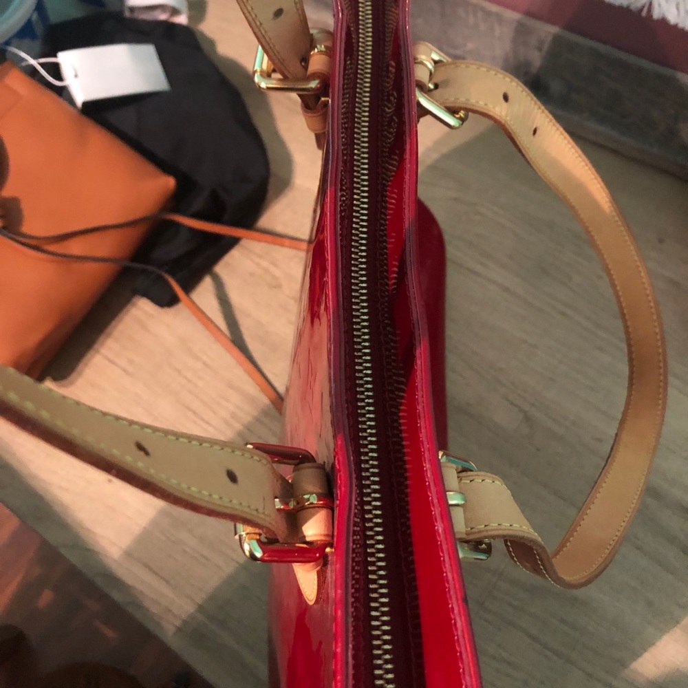 Authentic Louis Vuitton Red Brea - Picture 10 of 13